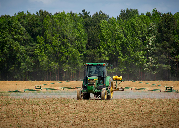 teamoh-tractor-spray